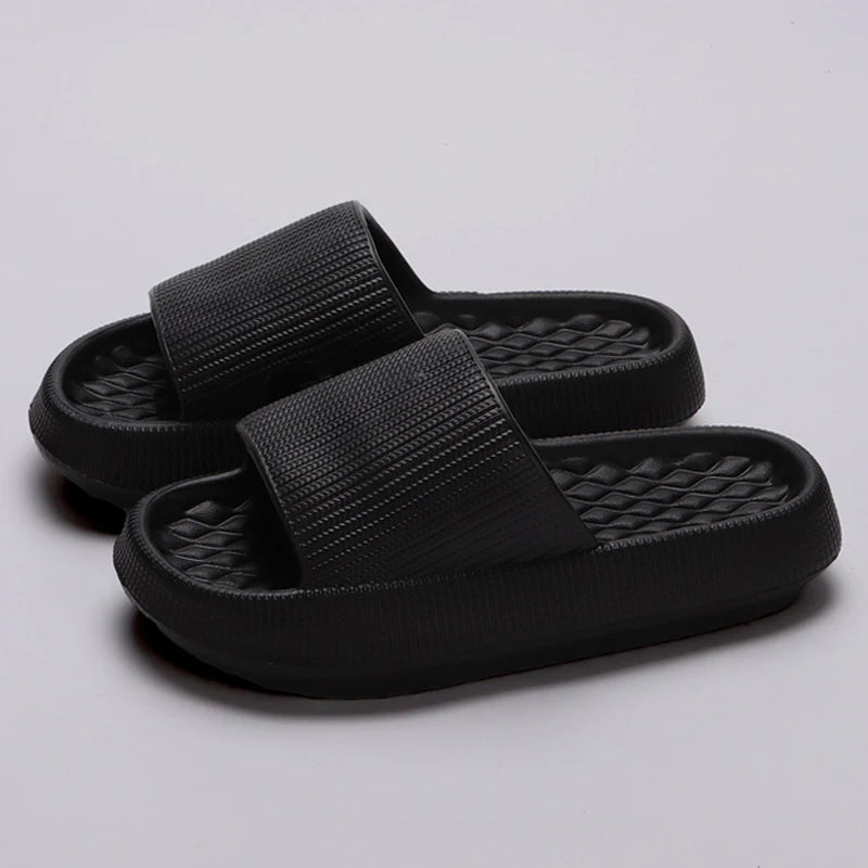 Thick Bottom Cloud Slippers Women Summer 2024 Lightweight Soft Sole Platform Sandals Woman Casual Non-Slip Beach Shoes Slides